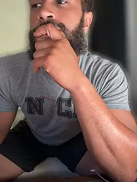 Онлайн чат XXX HungStr8Lightskin