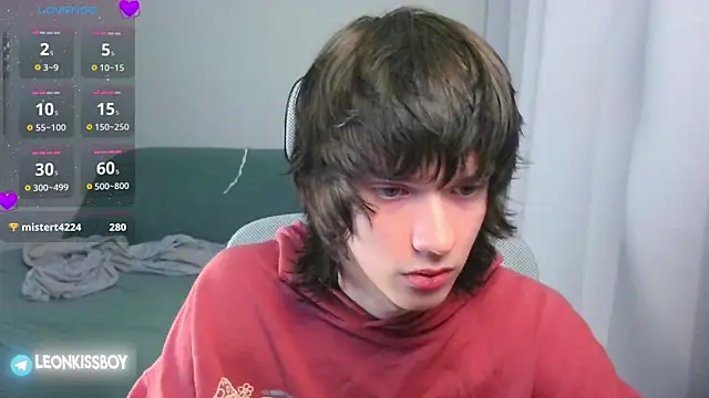 LeonBoykisser Pertunjukan Webcam