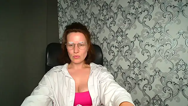 Chat XXX en directo de Kelly_Kisss