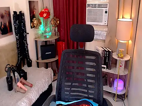 Chatroom XXX en direct de KYLINE_WIILLS