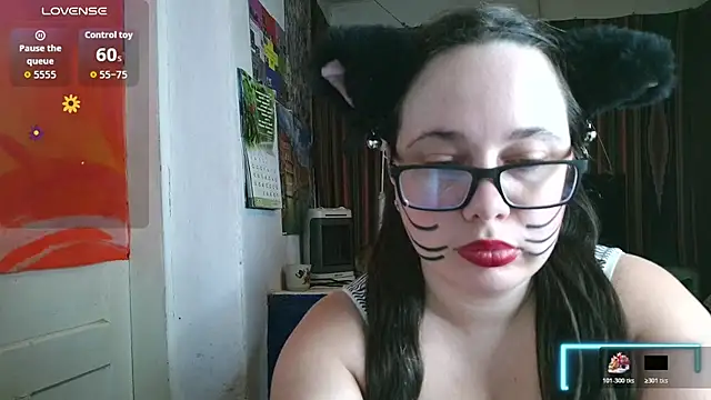 Chat +18 de Cora_Maro ao vivo