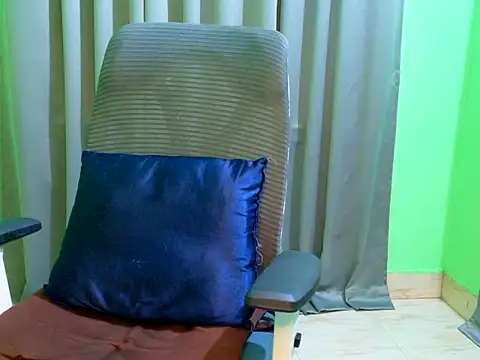 Spit_queen_ Live XXX-chat