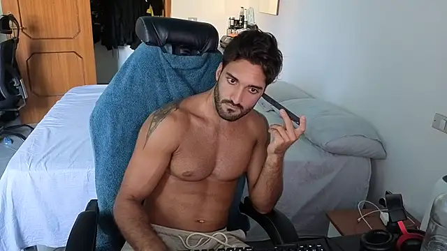Al3xox02 – Naživo XXX chat