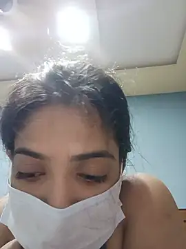 sanayabose7 Adlı Modelin Canlı XXX Sohbeti