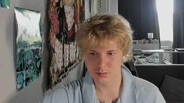 Benjamin_Bo live XXX chat