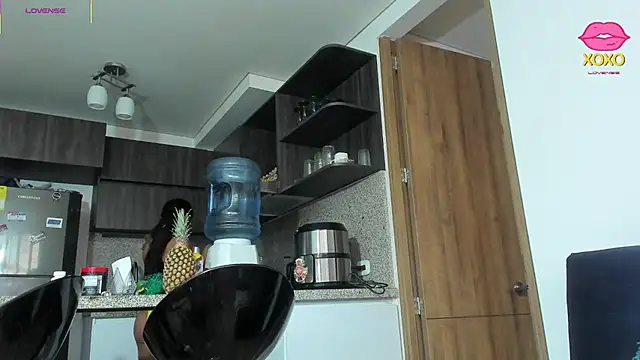 XXX chat uživo modela Bessie32