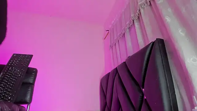XXX chat uživo modela stephany_doll_