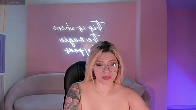 MadisonKane 现场XXX聊天