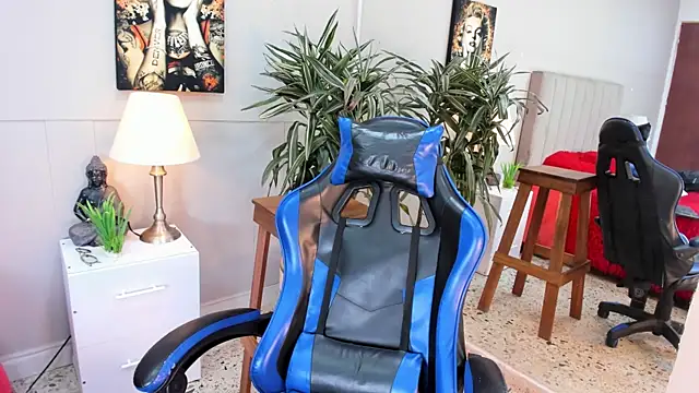 Chat XXX ao vivo de kai_storn