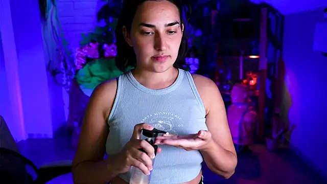 Chat +18 de CeceliaJohnson ao vivo