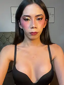 Chat +18 de CassandraLovve ao vivo
