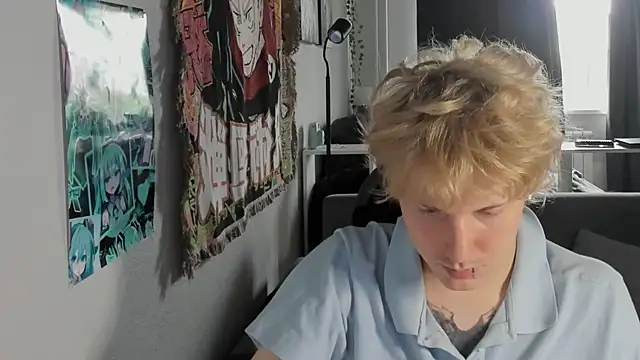 Benjamin_Bo Chat XXX in diretta