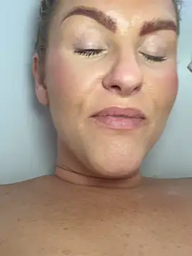 CharleighBaker's Live XXX Chat
