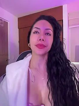 ArianaReynoldss' Live XXX Chat