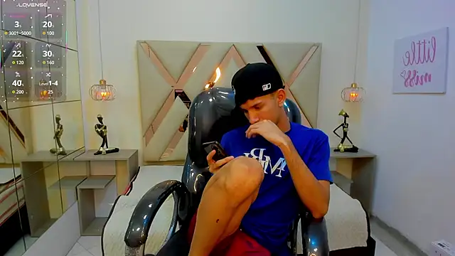 JDWhite18 Live XXX-chat