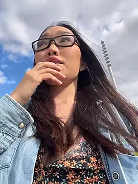 trytomakememoam Chat XXX live