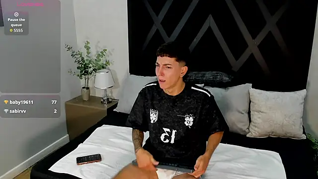 Онлайн чат XXX Gian_Rossi