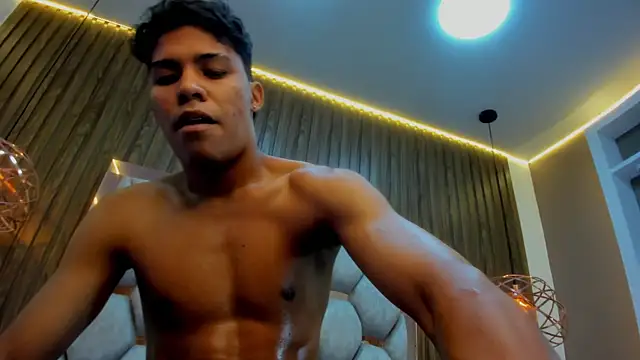 Chat XXX ao vivo de Colby_driscoll