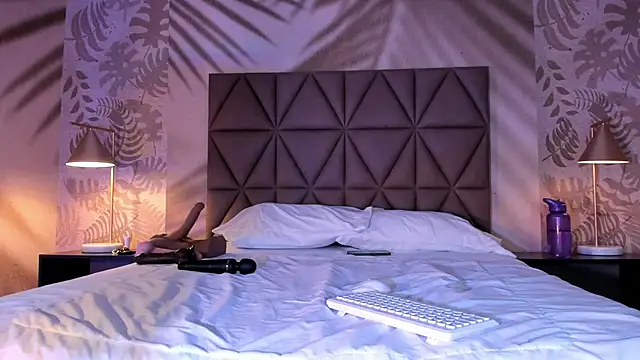 دردشة LIAH_IZUMI الجنسية المباشرة
