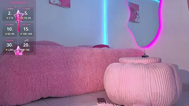 Chat +18 de aylanii_ ao vivo