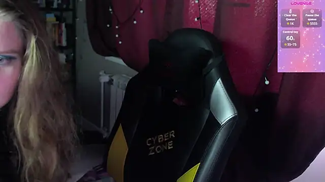 Онлайн чат XXX so_cute777