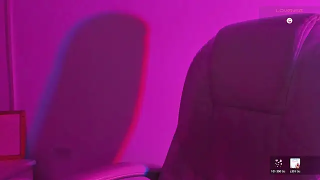 Dalia_nix_ élő XXX-chatje