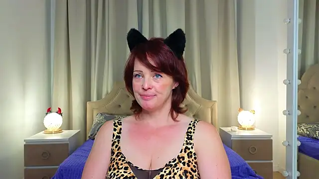 MommyMelodie Chat XXX in diretta