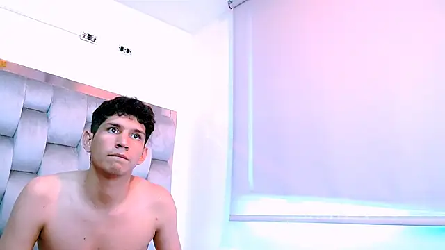 Lucas_Dream live XXX chat