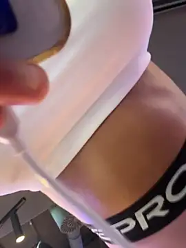 F3ckd0lllucy 라이브 XXX 채팅