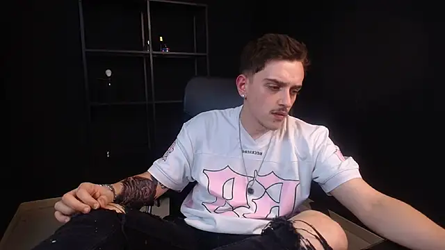 Онлайн чат XXX FelixStarkk