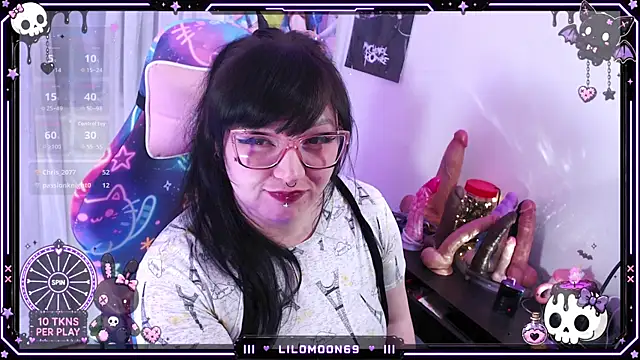 LiloMoon69 现场XXX聊天