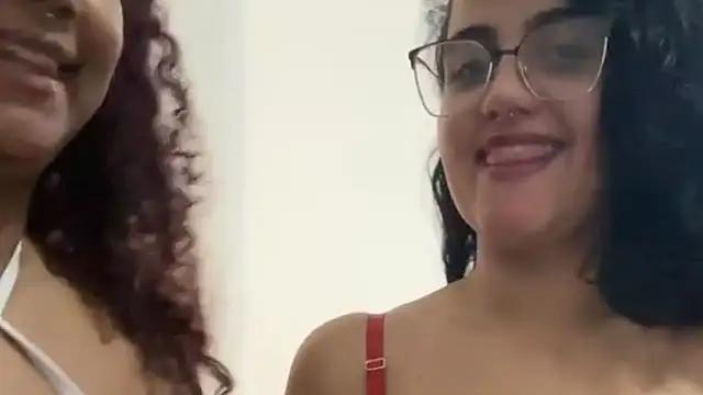 manu_alves Show in webcam