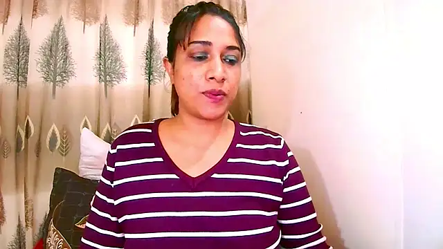 Indian_Erotic69's Live XXX Chat