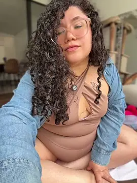 Sembang XXX Secara Langsung CurlyMilf_Vannexxxa