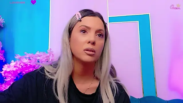 AriannaSins Chat XXX live