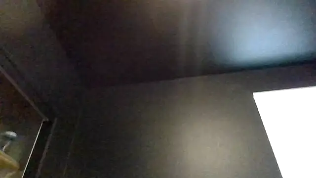 Chat XXX en directo de Mikecloudyhawk