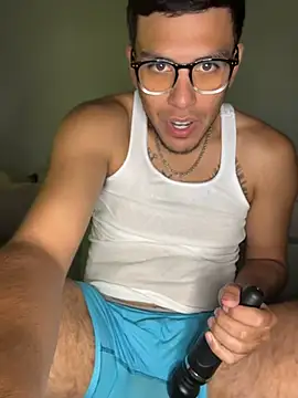 StrokingDaddy4のライブXXXチャット