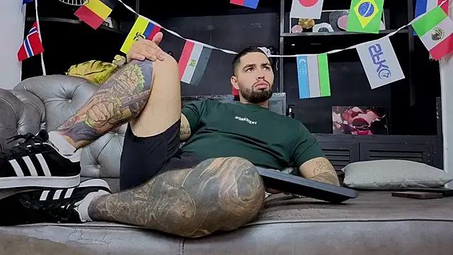 Chatroom XXX en direct de matteosantos