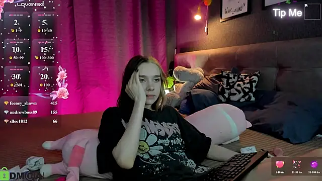 Lesi_Moonie01's Live XXX Chat