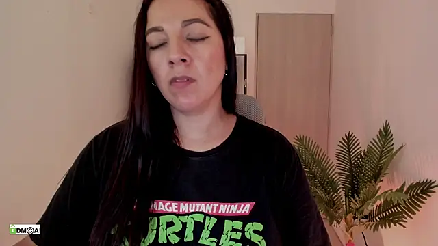 urcute_kitten Live XXX-Chat