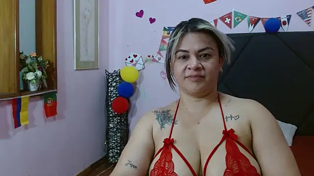pamela_echeverria Live XXX-Chat