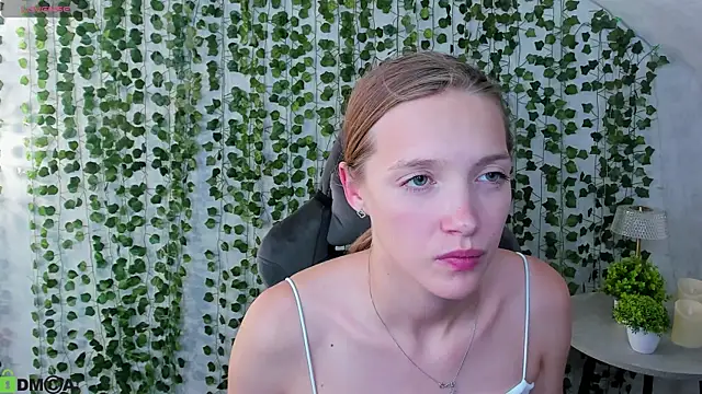Neelly_Collins' Live XXX Chat