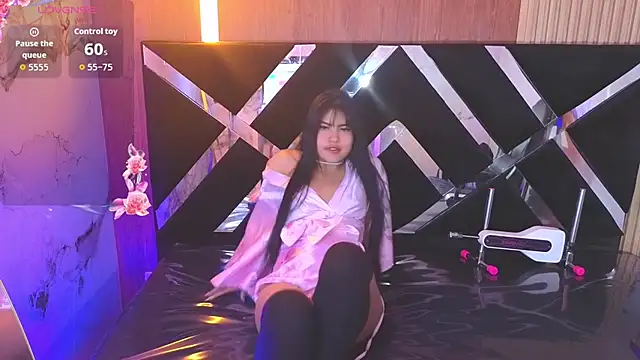 צ'אט XXX בשידור חי של Paulette_v