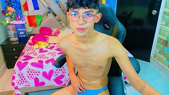 Živý XXX chat LiamHeatx