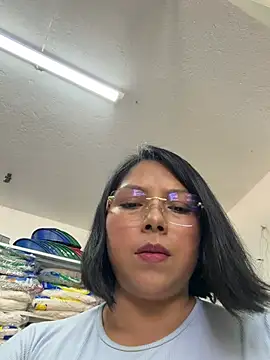 ISABELLA__LUNA élő XXX-chatje