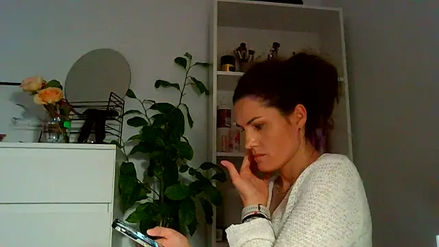دردشة Ms-Lust1- الجنسية المباشرة