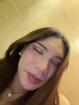 SideChick_Bunny Adlı Modelin Canlı XXX Sohbeti