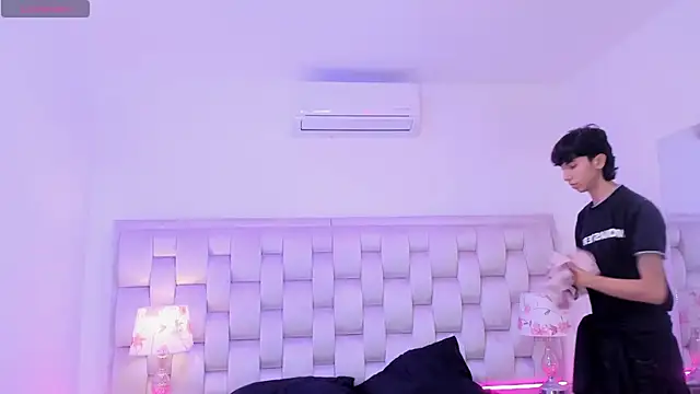 Živý XXX chat Milan_LewisS