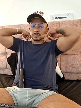 BrunoSilva_ XXX чат на живо
