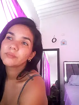 tezza_smith Adlı Modelin Canlı XXX Sohbeti